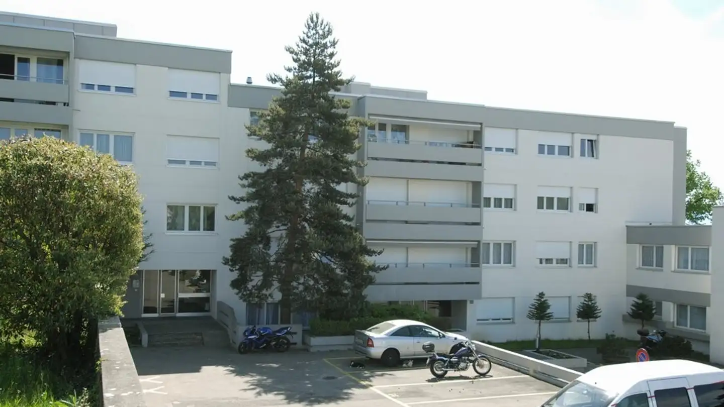 Parcheggio esterno in affitto - Chemin Du Devin 56, 1012 Lausanne