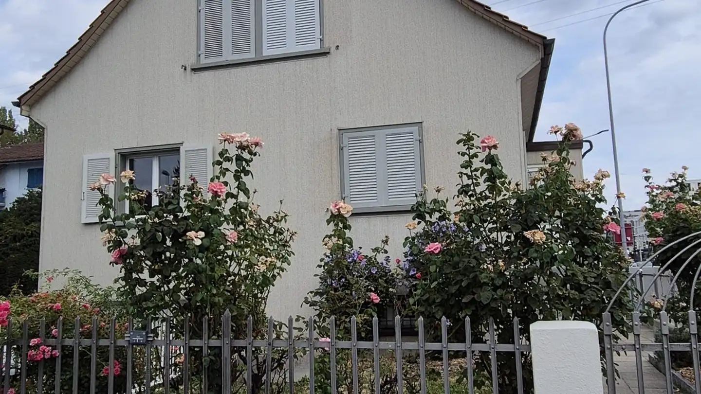 Single house for rent - Schärenmoosstrasse 57, 8052 Zürich