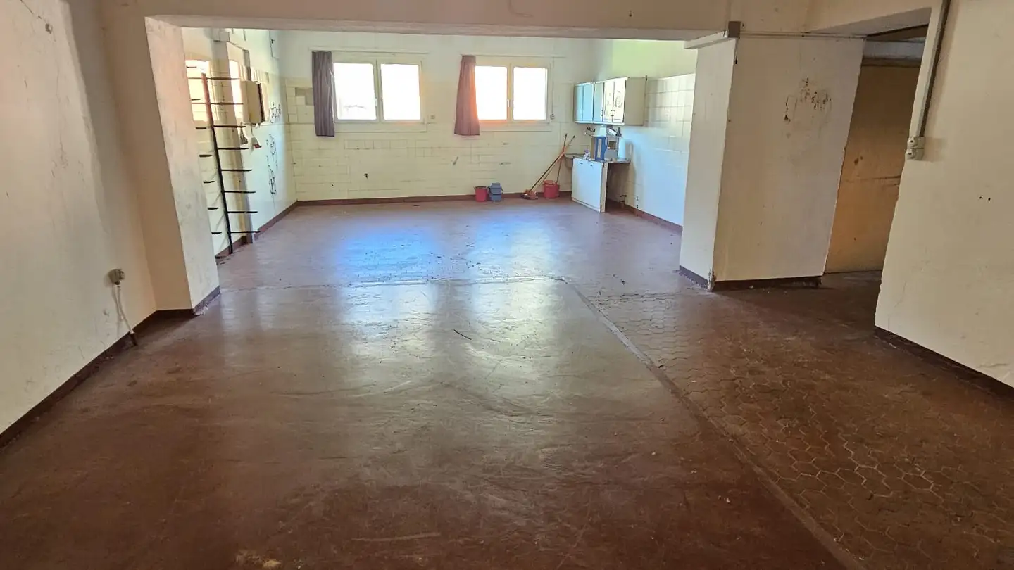 Storage space for rent - Via Ponte Vecchio 16, 6807 Taverne