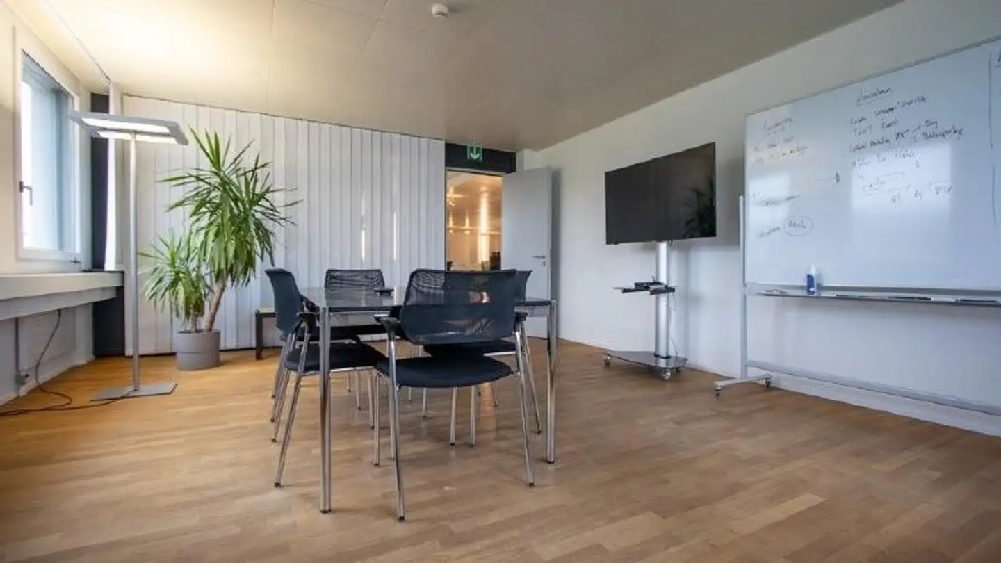 Spazio ufficio in affitto - Industriestrasse 16, 6203 Sempach Station