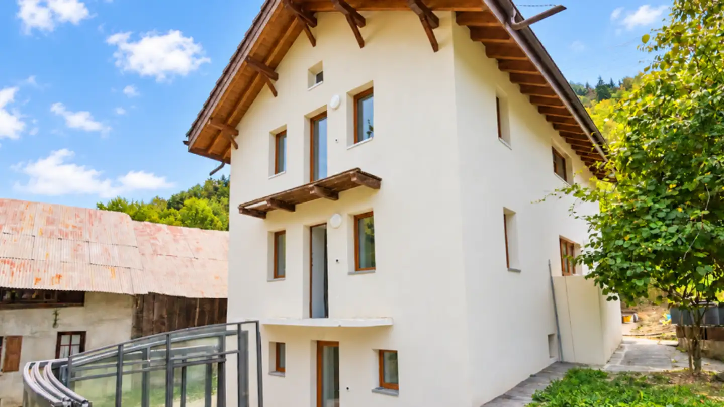 Residential building for sale - 1991 Salins