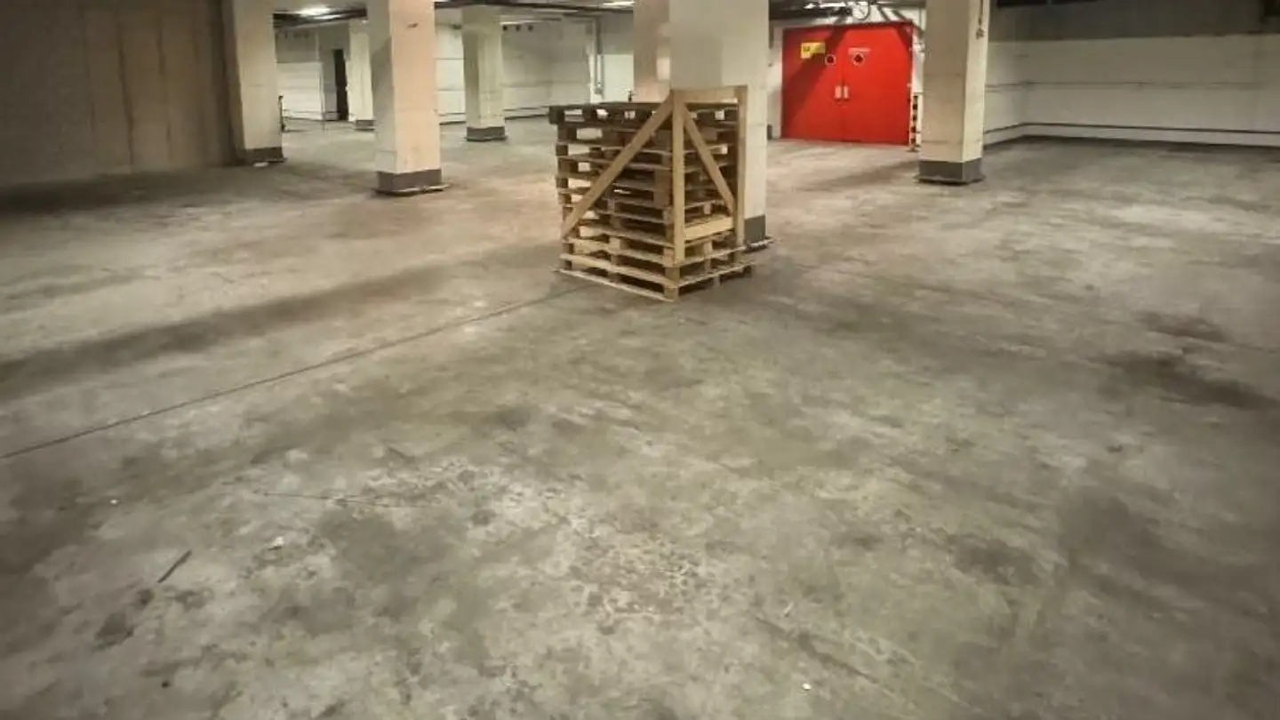 Storage space for rent - Alte Landstrasse 161, 8706 Meilen