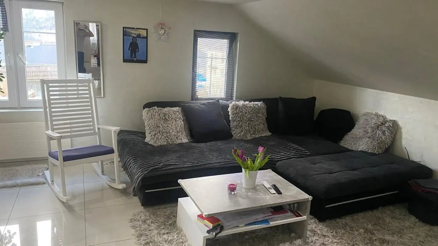 Attique à louer - Walenseestrasse 11, 8882 Unterterzen - Photo 2