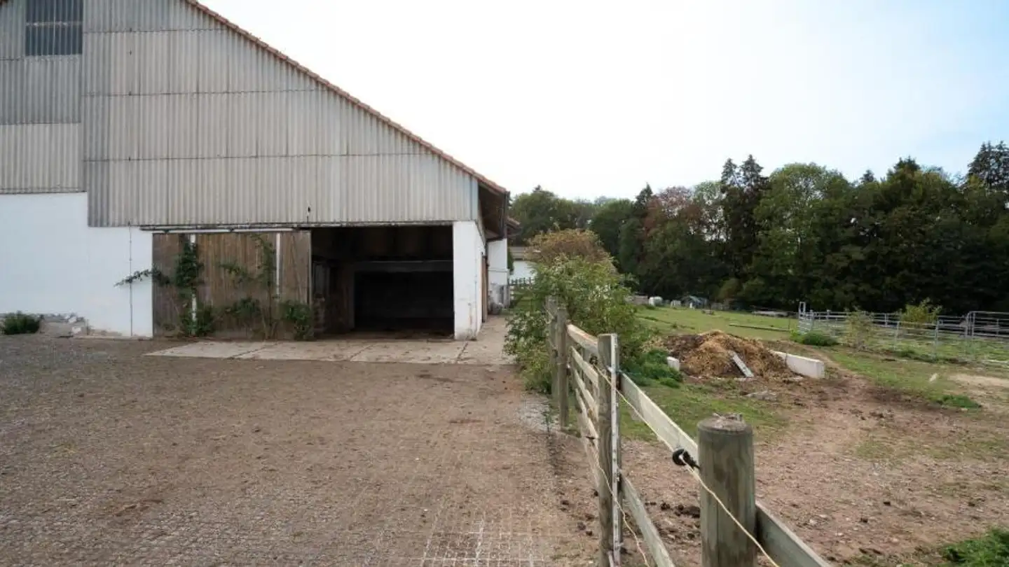 Farm for sale - 1697 La Joux FR - Photo 3