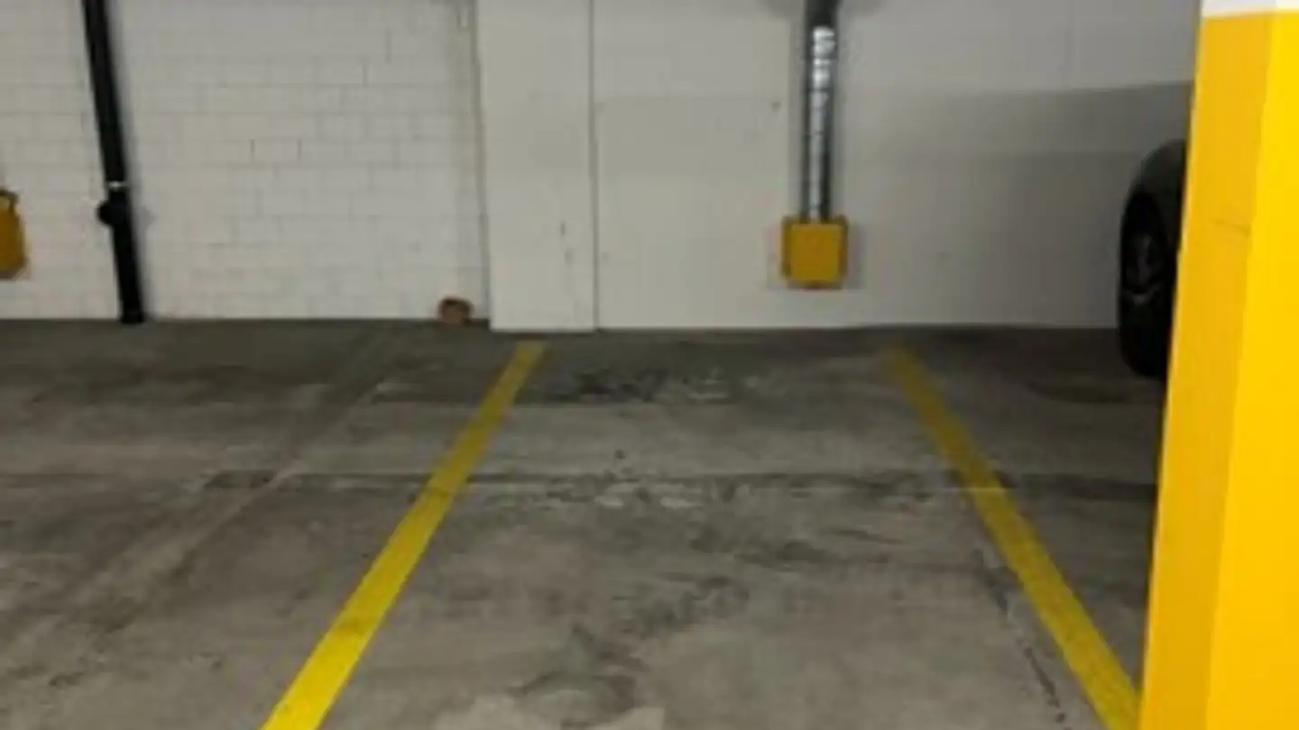 Place de parking souterraine à vendre - Spitzmattstrasse 6, 5210 Windisch