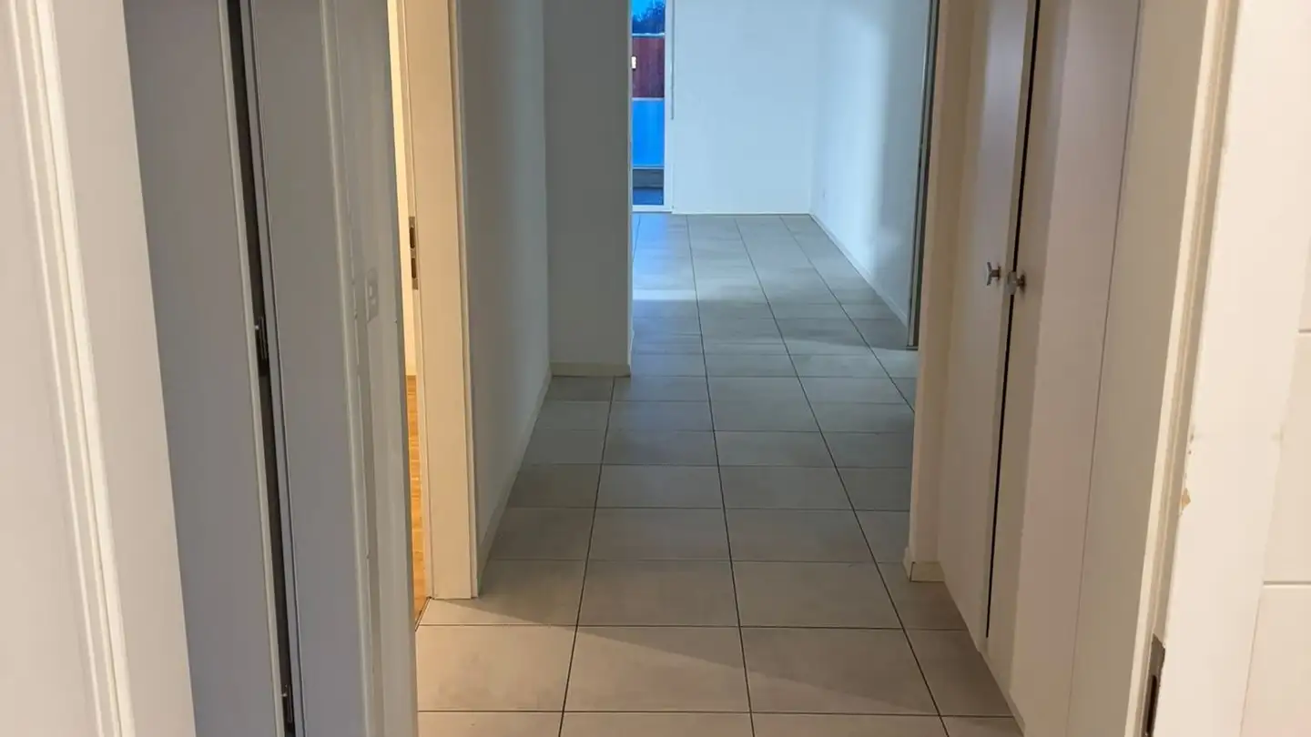 Appartement à louer - Avenue De La Gare 19f, 1180 Rolle - Photo 4