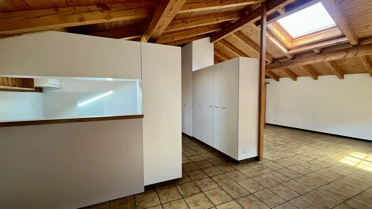 Penthouse for rent - Dorfstrasse 31, 7220 Schiers - Photo 3