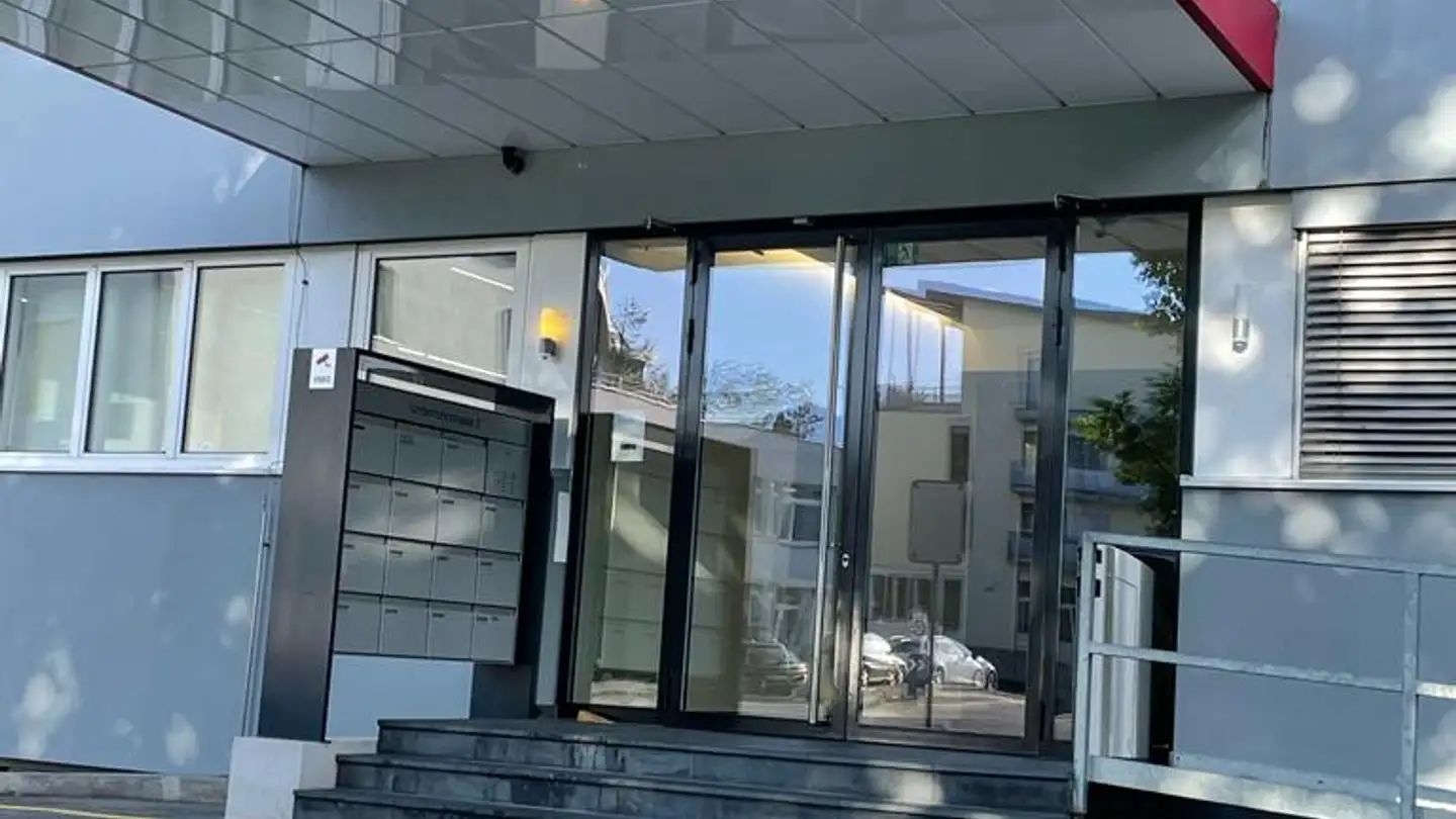 Bürofläche mieten - Unterrohrstrasse 3, 8952 Schlieren - Foto 2