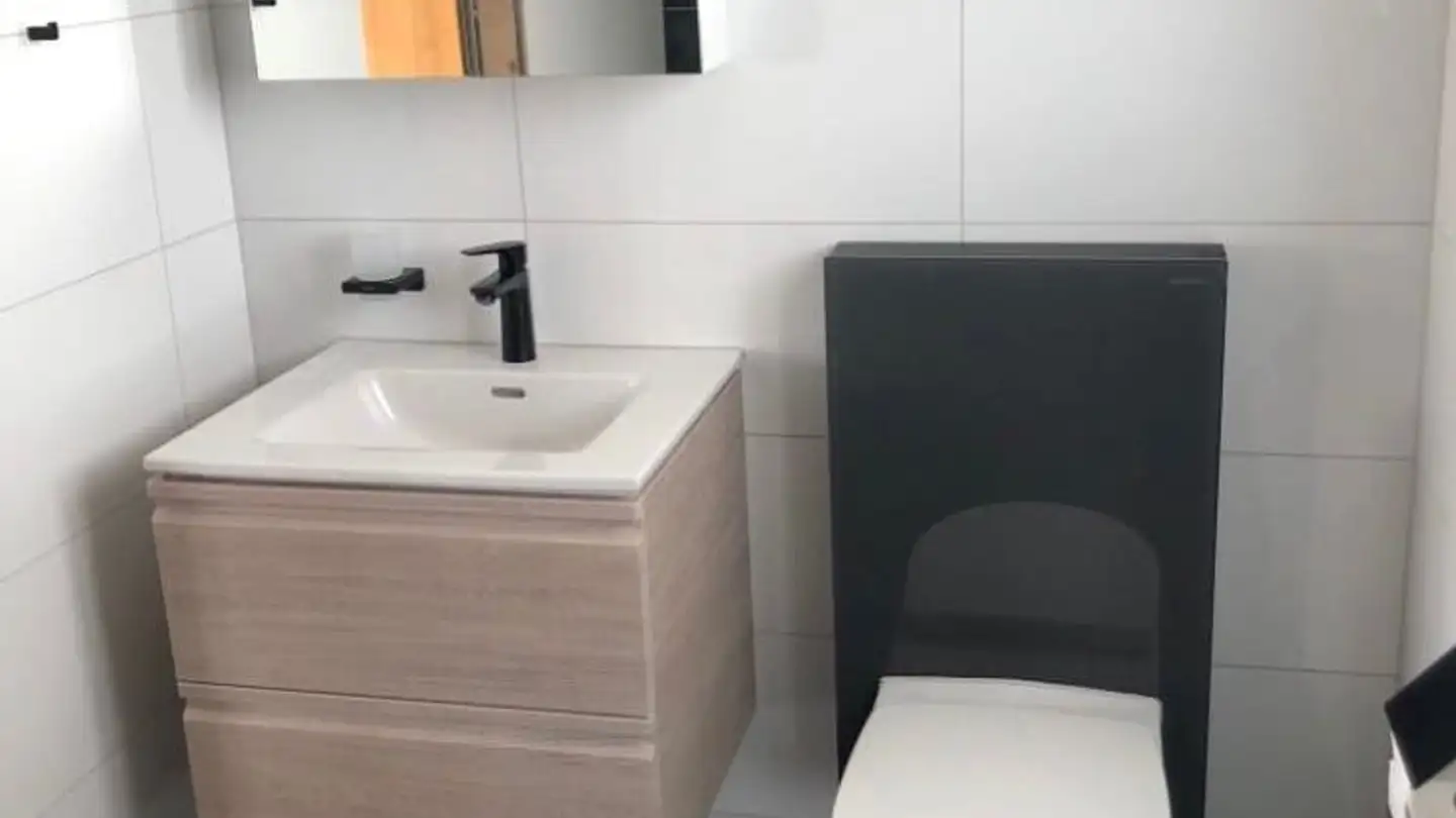 Einfamilienhaus mieten - Margelstrasse 1, 3657 Schwanden (Sigriswil) - Foto 4