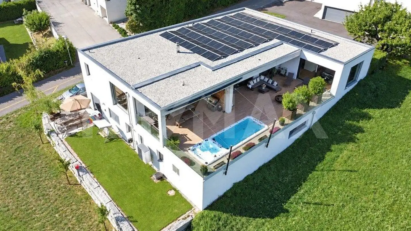 Villa for sale - 3952 Susten