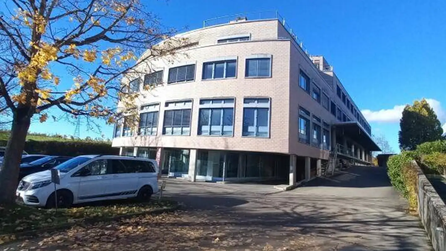 Gewerbe mieten - Murtenstrasse 116, 3202 Frauenkappelen