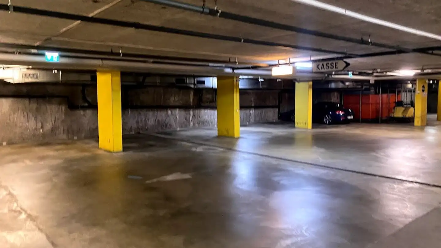 Parcheggio esterno in affitto - Bahnhofstrasse 5, 4600 Olten