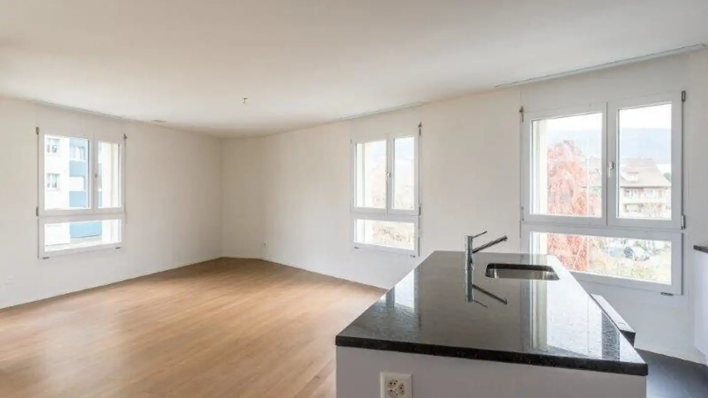 Apartment for rent - Crêt-Du-Bois / Waldrainstrasse, 2503 Biel/Bienne - Photo 2