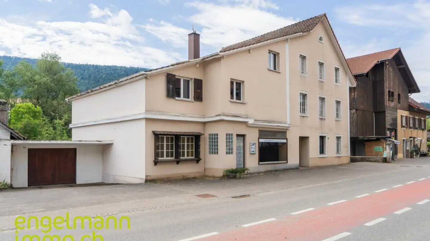 Immeuble mixte à vendre - Route Principale 13, 2612 Cormoret