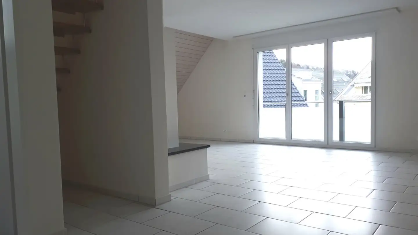 Wohnung mieten - Hänkelbodenstrasse 3, 8173 Neerach - Foto 2
