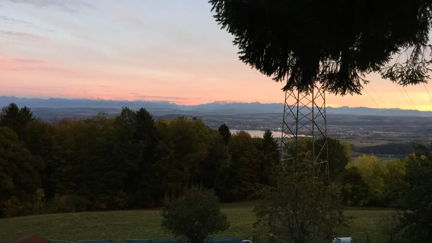 Constructible plot for sale - 1423 Villars-Burquin