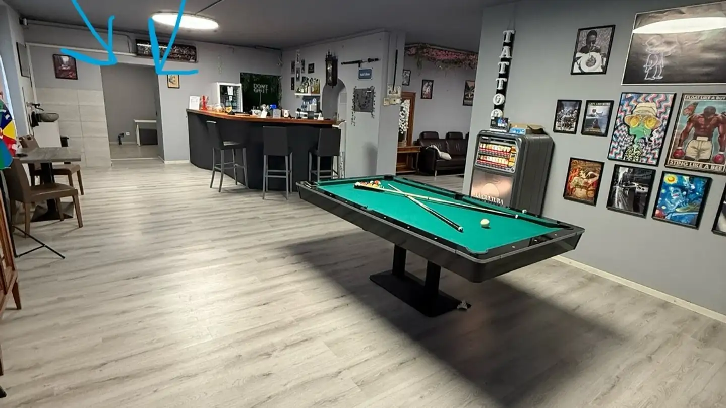 Commercial for rent - Sihltalstrasse 82, 8135 Langnau am Albis