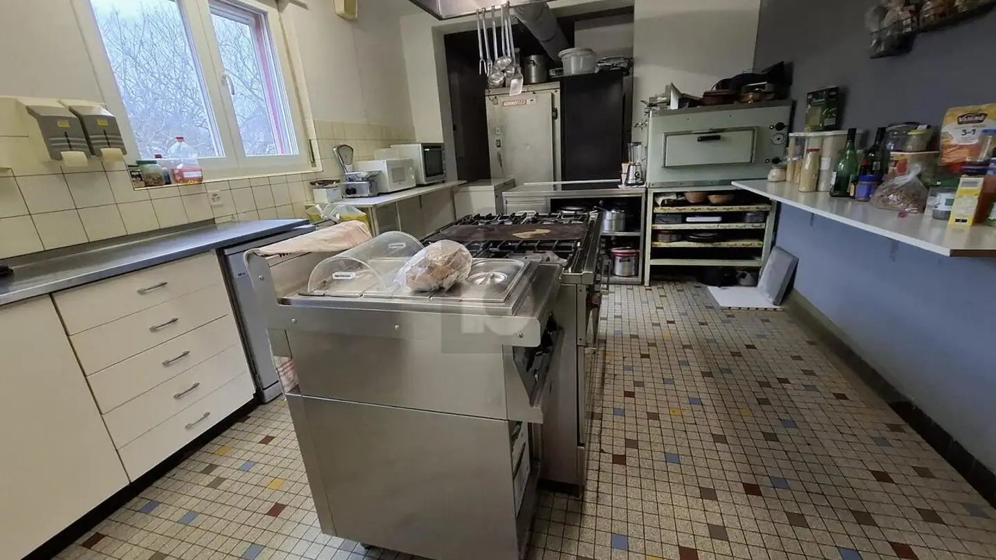 Restaurant for sale - 2916 Fahy - Photo 3