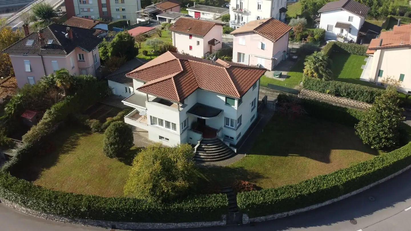 Casa grotta in vendita - Via Vincenzo Vela, 6834 Morbio Inferiore - Photo 2