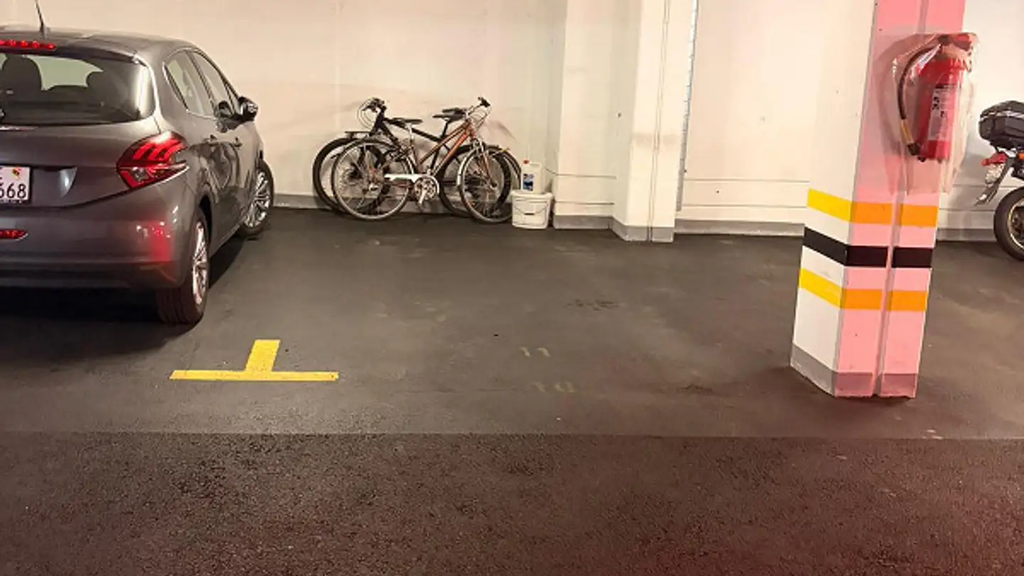 Place de parking souterraine à louer - Lauenenweg 8a, 3600 Thun - Photo 3