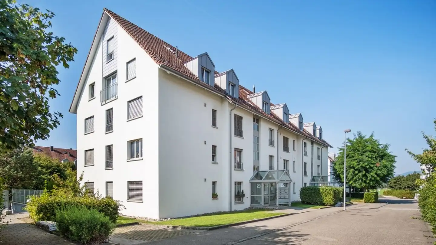 Covered parking space for rent - 8105 Regensdorf