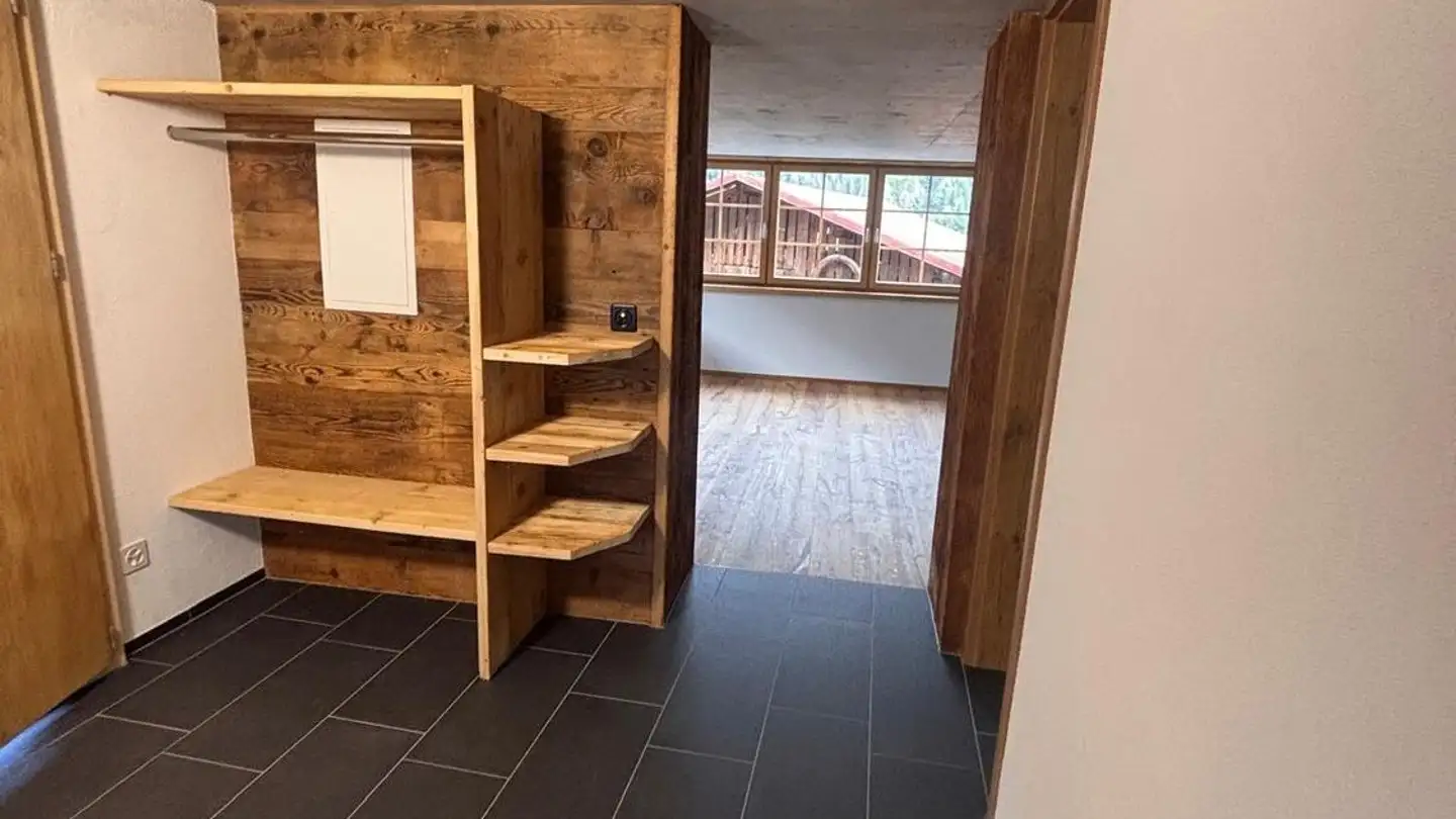 Apartment for rent - Via Tgermanal 3, 7166 Trun - Photo 3