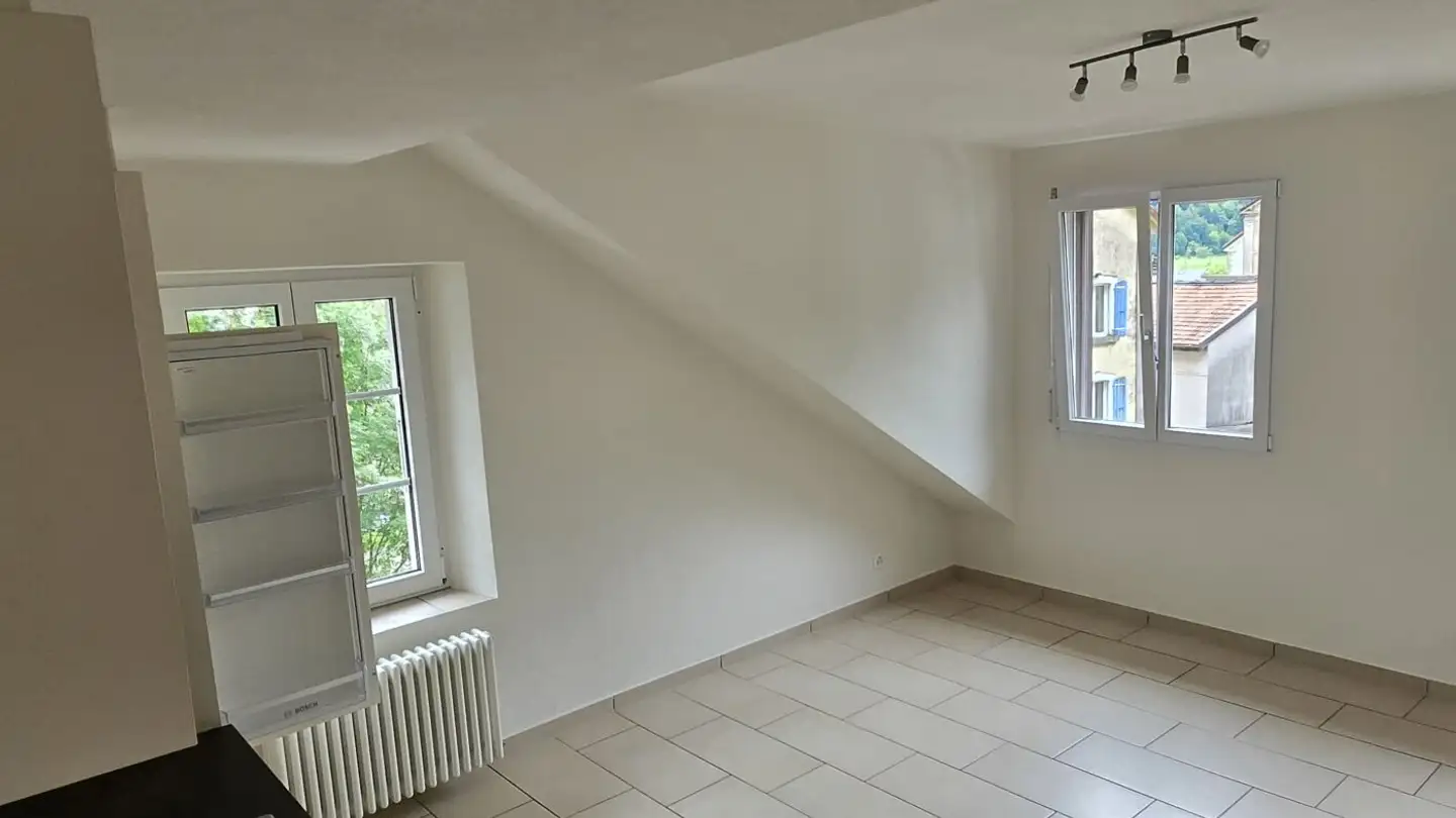 Appartement à louer - Chemin Du Mont, 2103 Noiraigue - Photo 2