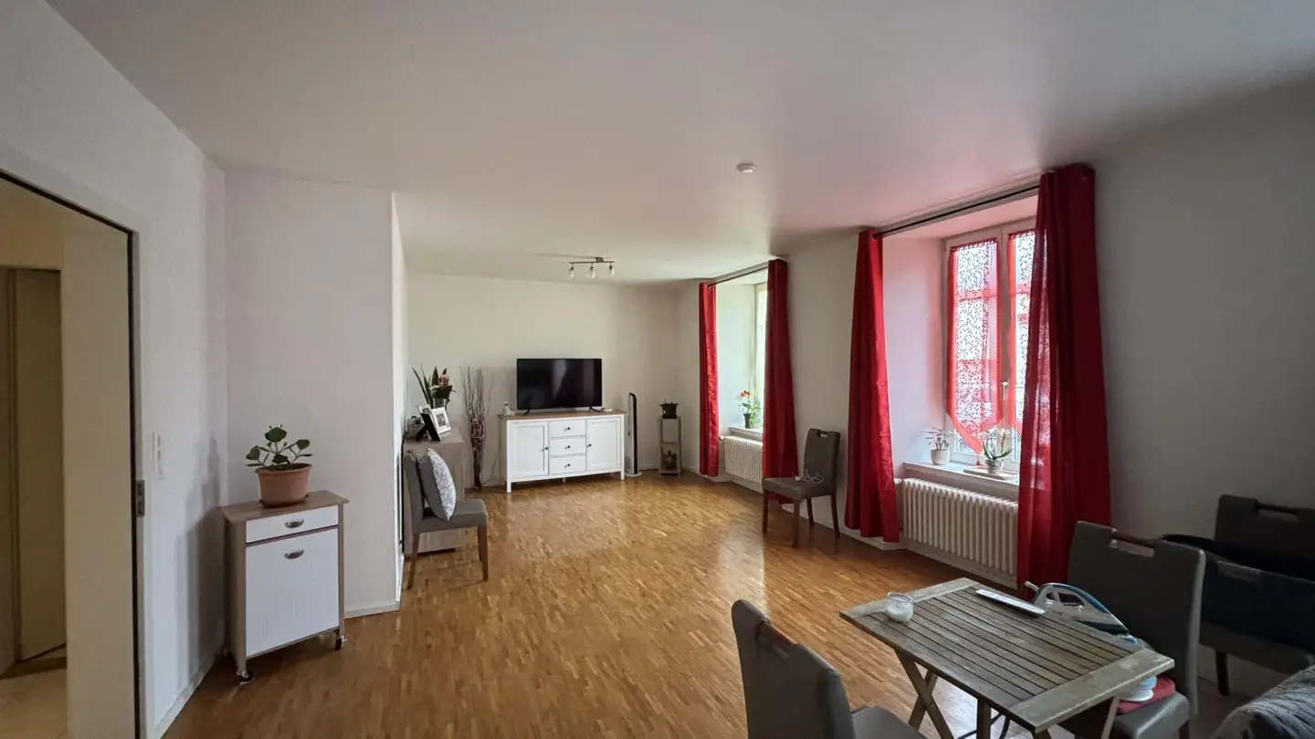 Apartment for rent - Rue De L'hôpital 16, 2114 Fleurier - Photo 2