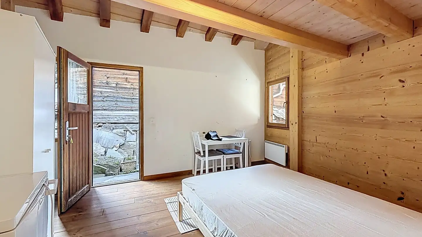 Chambre à louer - Chemin De La Crête, 1948 Lourtier - Photo 2