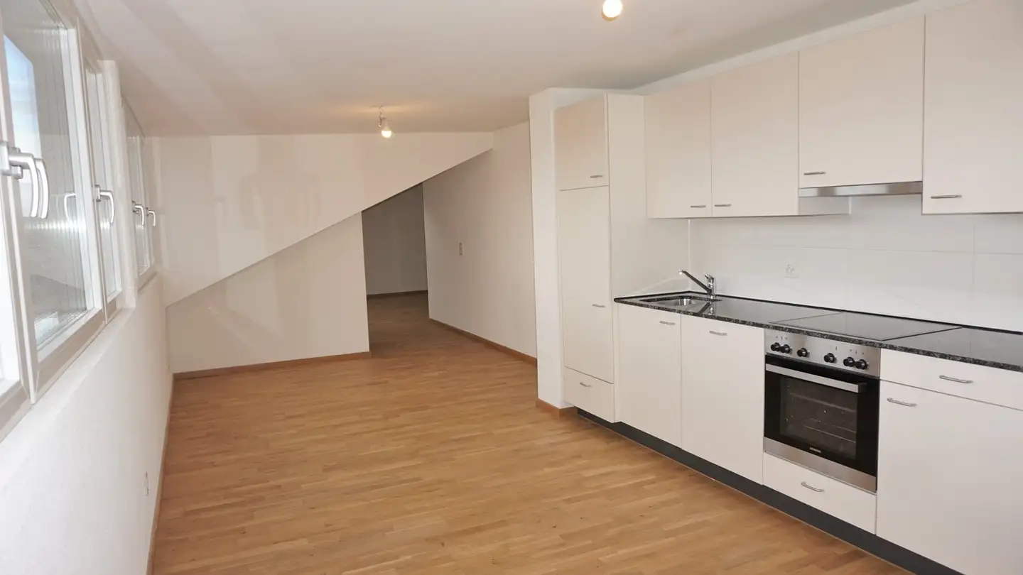 Dachgeschosswohnung mieten - Hardstrasse 15, 4127 Birsfelden - Foto 2