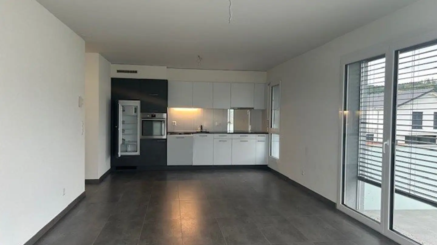 Apartment for rent - 1589 Chabrey - Photo 2