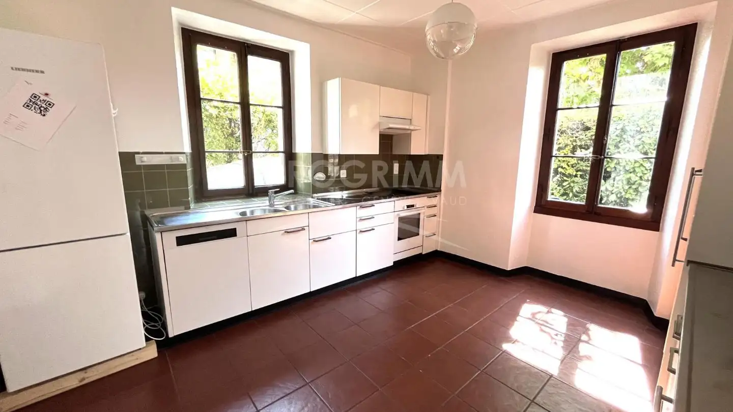 Single house for rent - Chemin De Beaupré, 1251 Gy - Photo 4