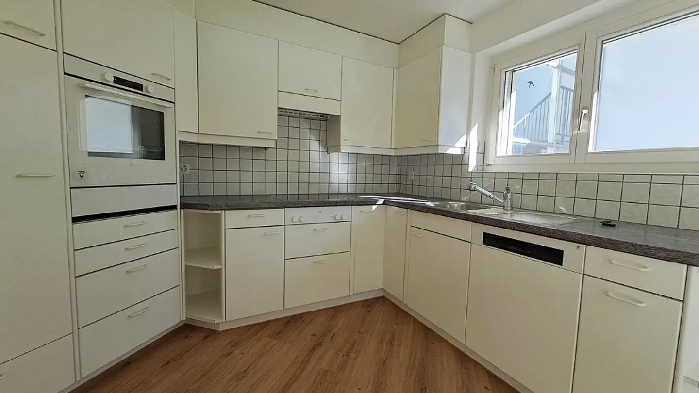 Apartment for rent - Bahnhofstrasse 16, 8867 Niederurnen - Photo 2