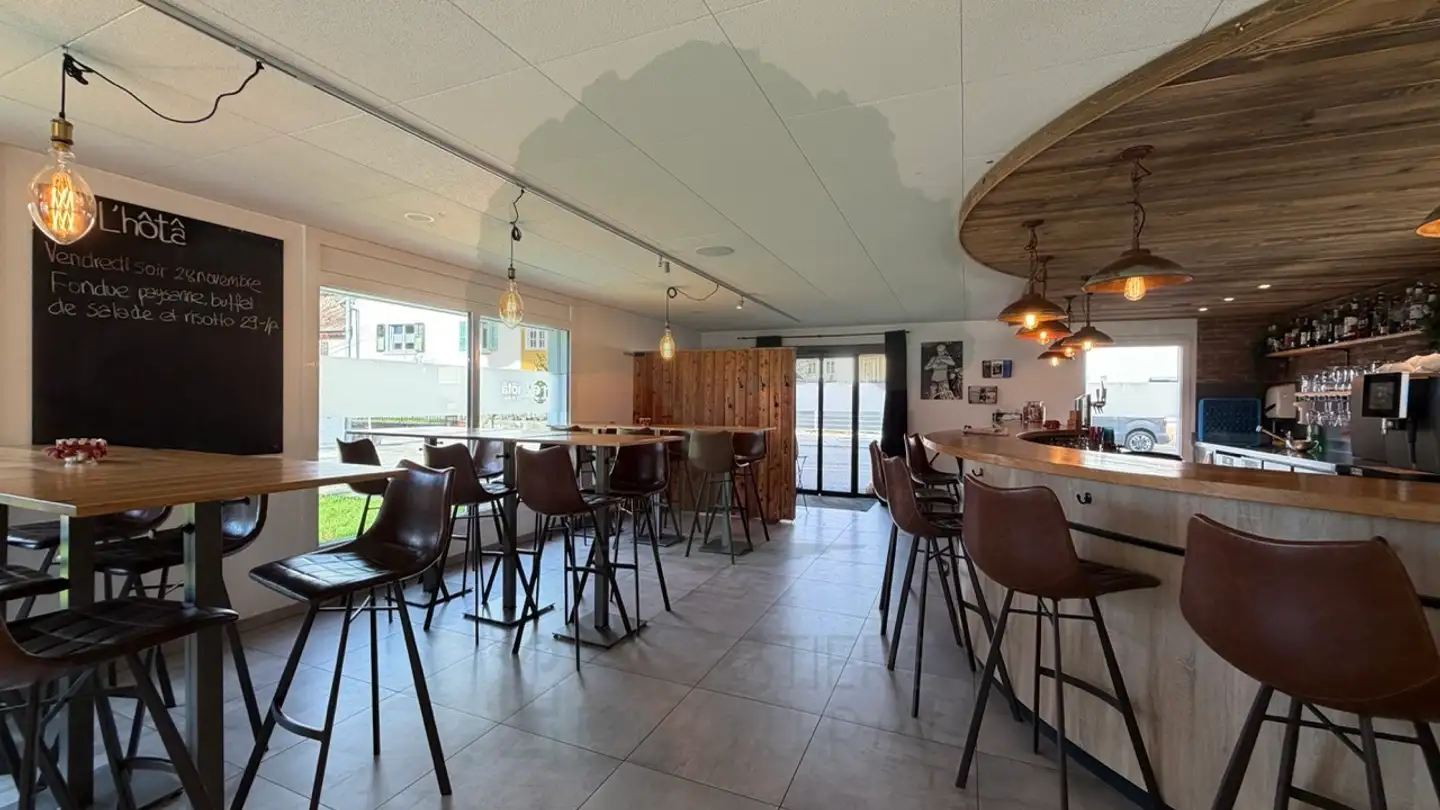 Bar in vendita - Rue De La Faverge 19, 2853 Courfaivre