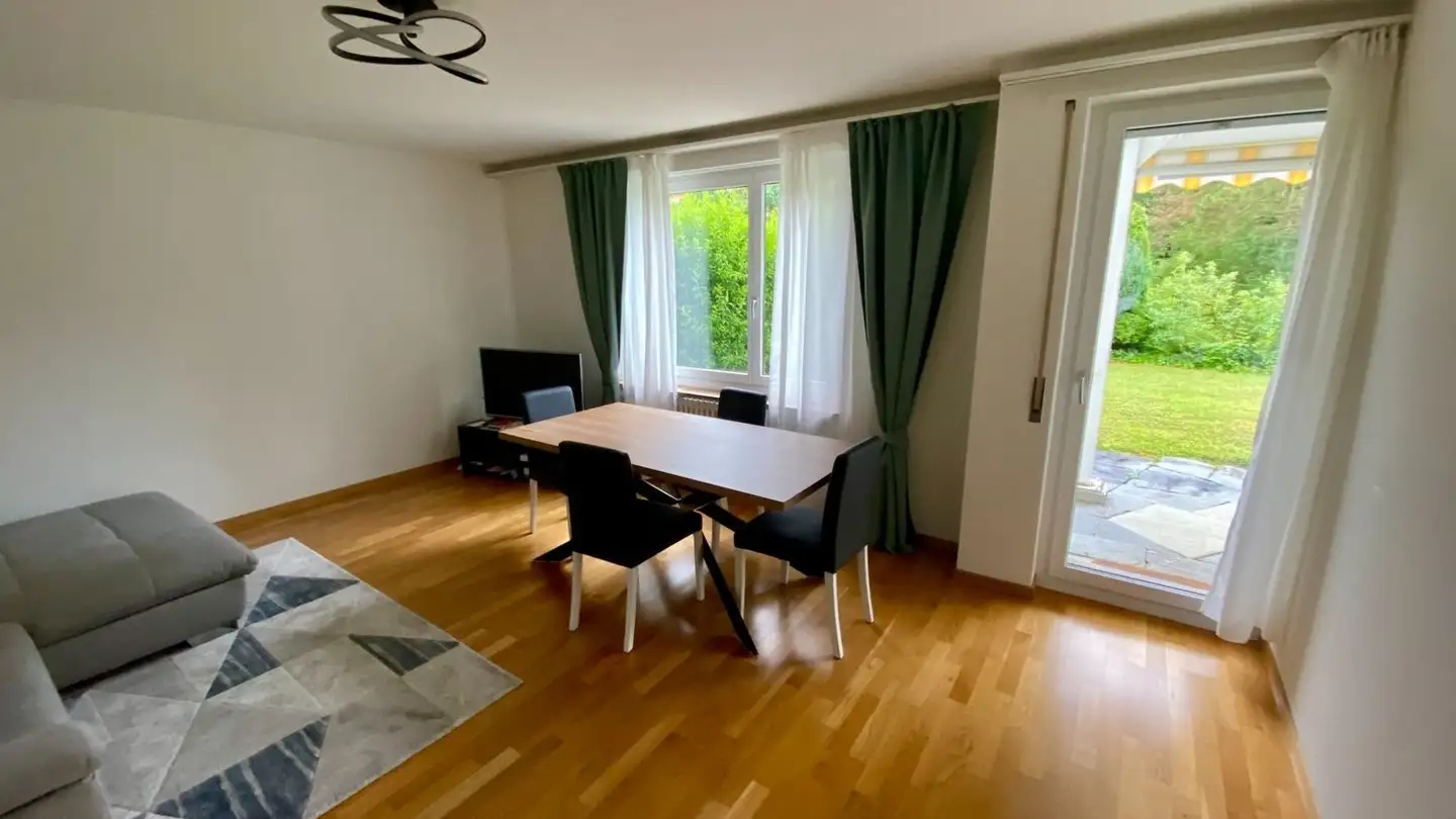 Appartement à louer - Waldstrasse, 8125 Zollikerberg