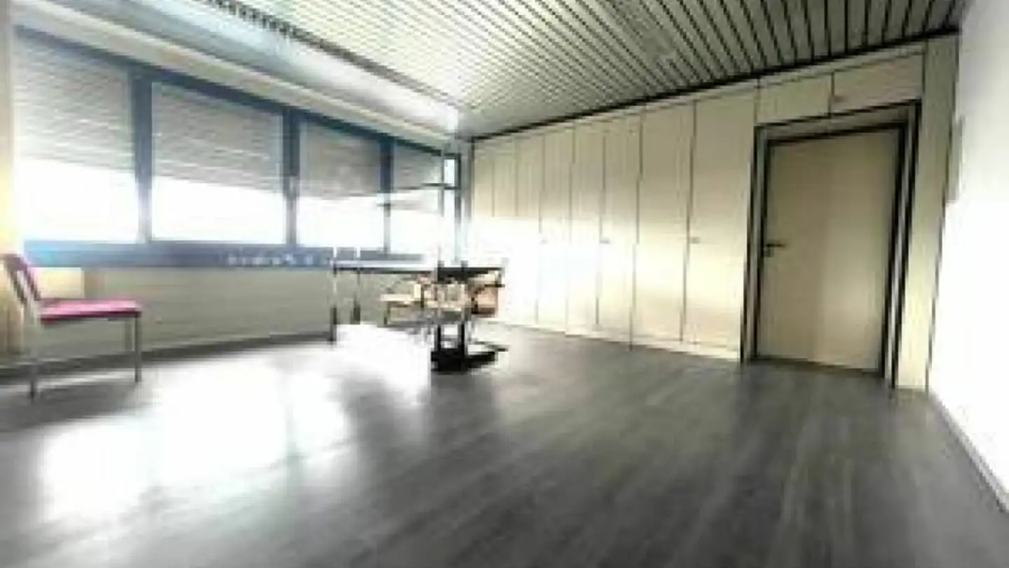 Commercial à louer - Gewerbezone Widalmi 10, 3216 Ried b. Kerzers - Photo 3