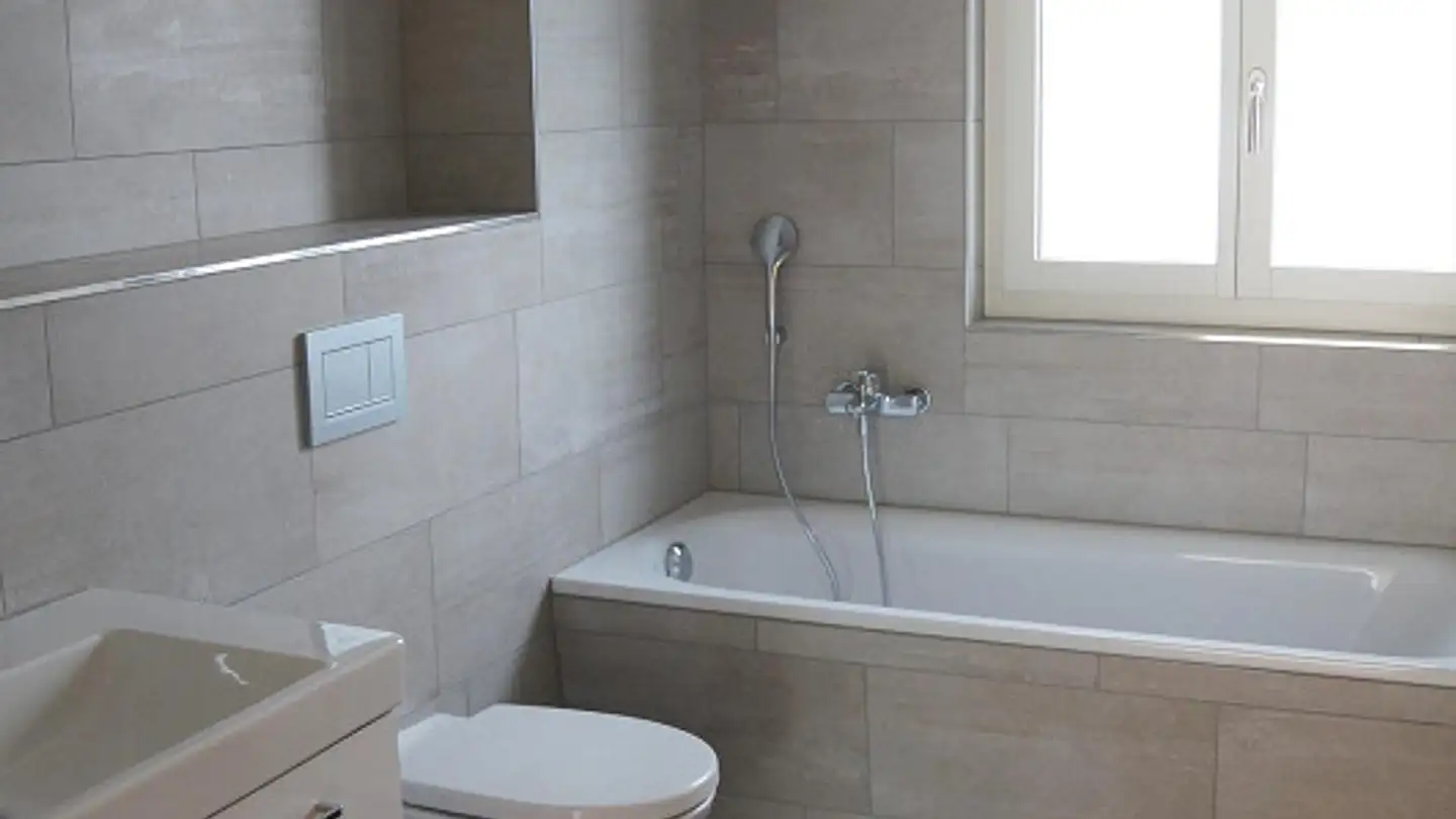 Wohnung mieten - Weissenrainstrasse 28, 8707 Uetikon am See - Foto 2