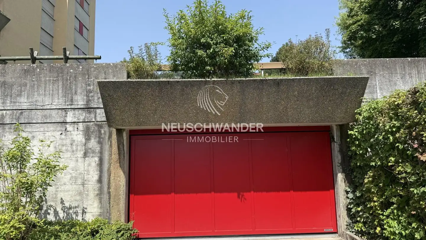 Place de parking extérieure à vendre - 2800 Delémont