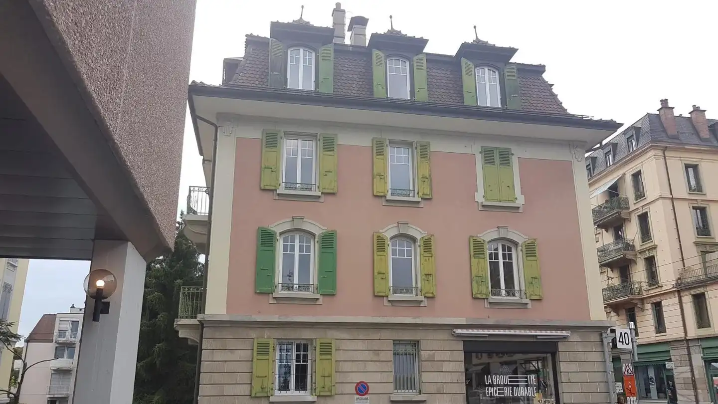 Office space for rent - Avenue D'echallens 79, 1004 Lausanne