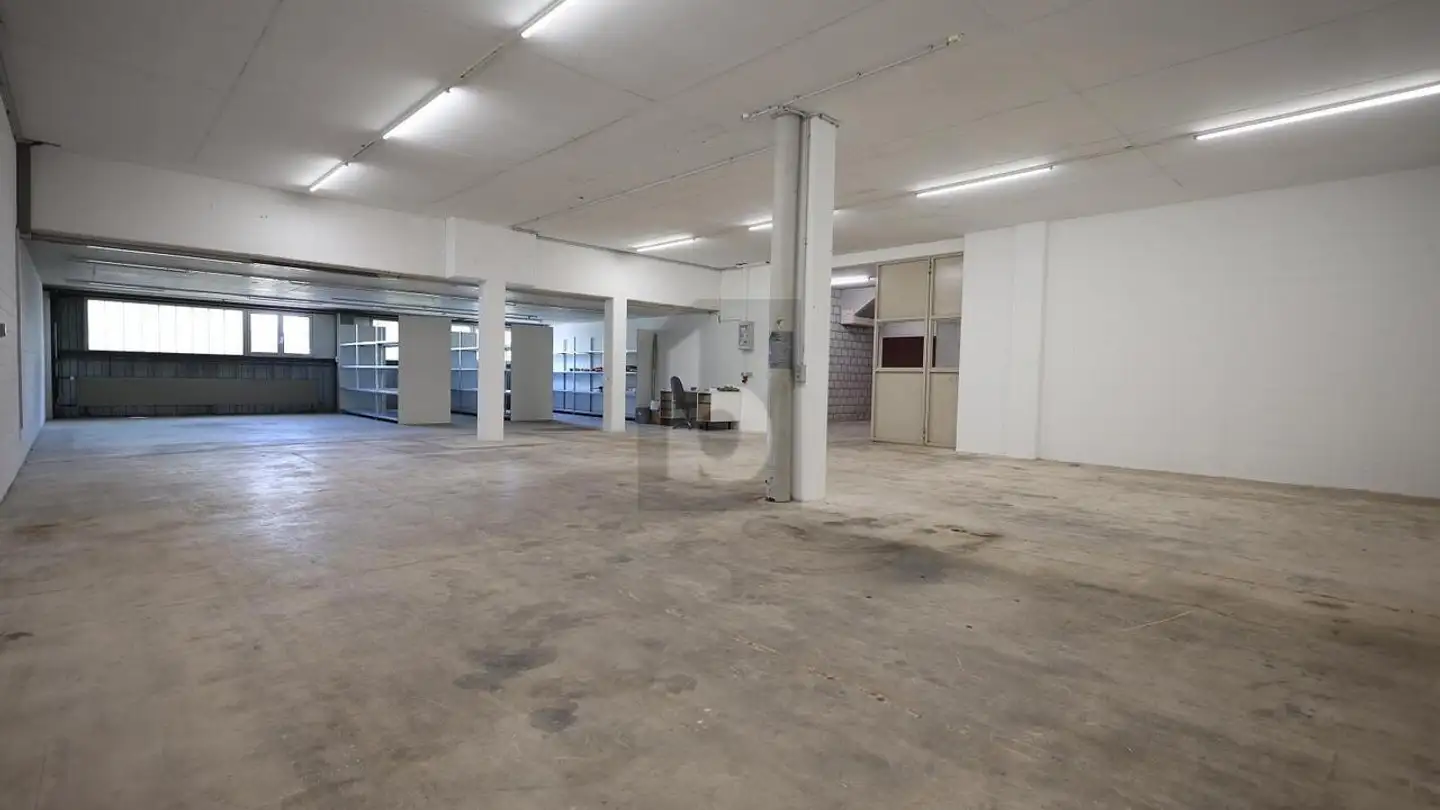 Fabbrica in affitto - Oberbipp, 4538 Oberbipp - Foto 2