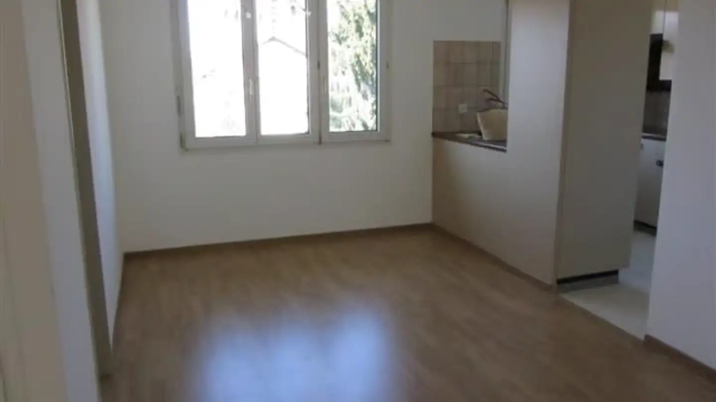 Apartment for rent - Obstgartenstrasse 1, 8105 Regensdorf - Photo 2