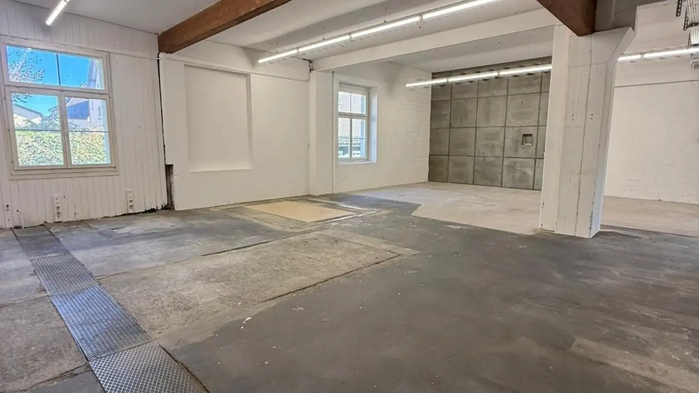 Industrieimmobilie mieten - Hintere Bahnhofstrasse 14, 9602 Bazenheid