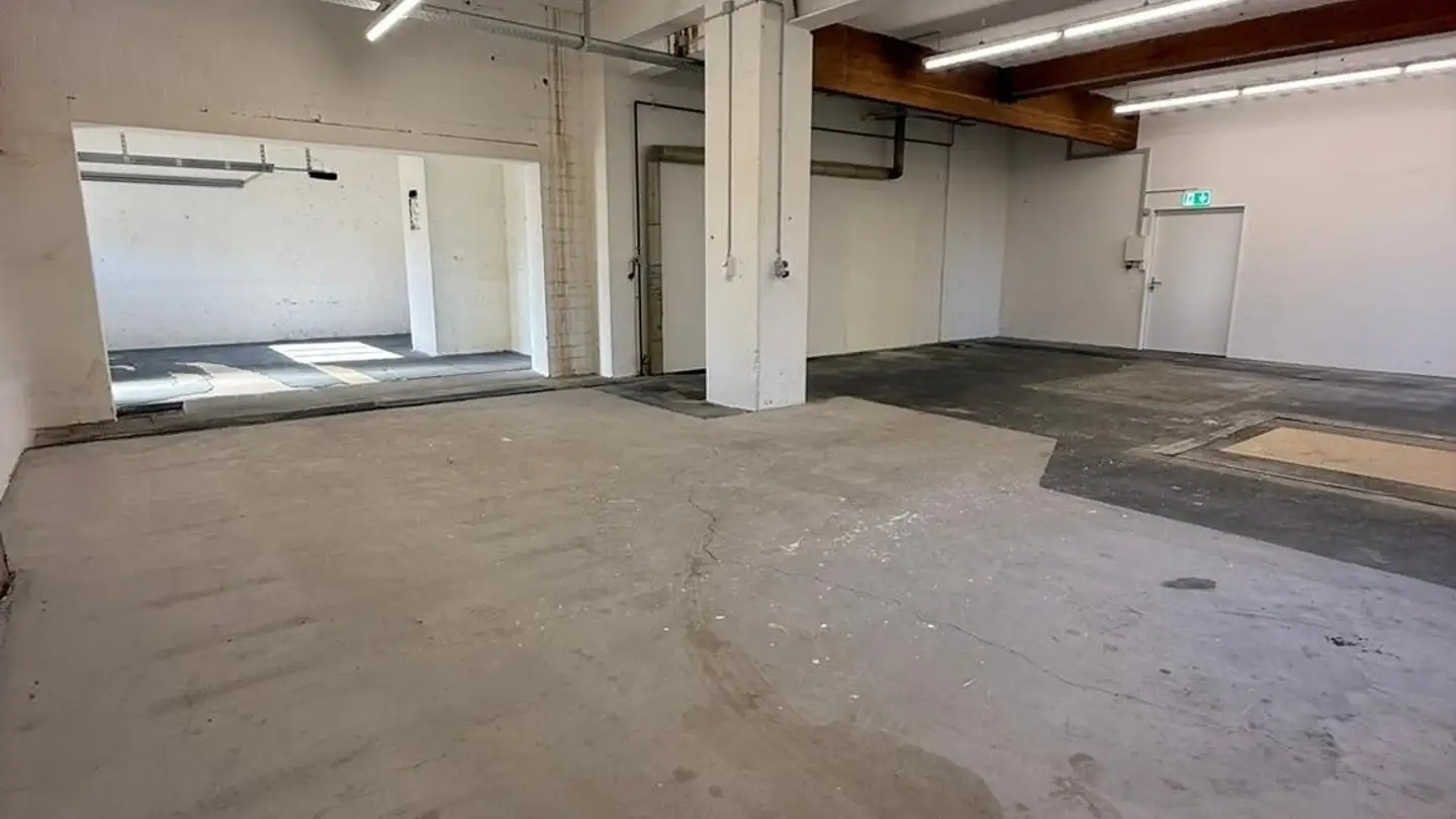 Proprietà industriale in affitto - Hintere Bahnhofstrasse 14, 9602 Bazenheid - Photo 2