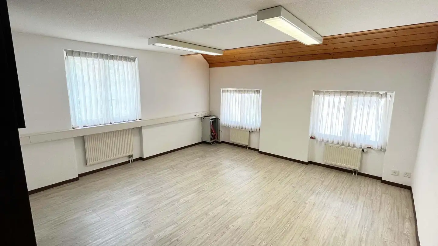 Bureau à louer - Rue Du Centre 25, 1025 St-Sulpice VD - Photo 2