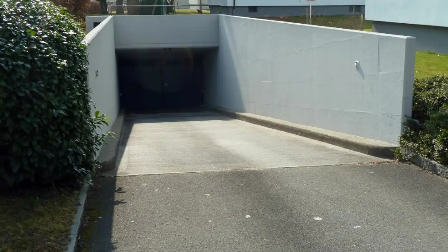 Parcheggio esterno in affitto - Zollweg 19, 5034 Suhr - Foto 3