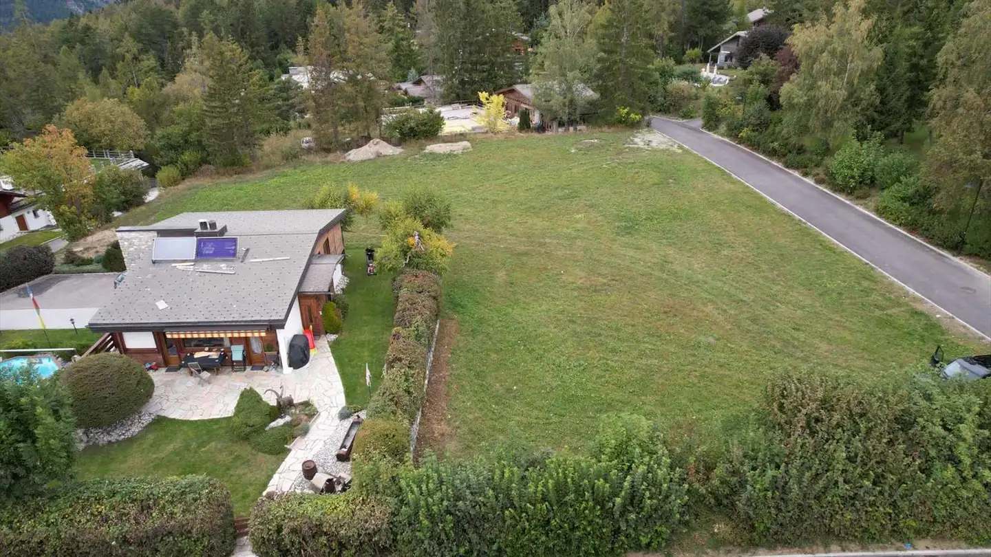 Terreno edificabile in vendita - 1978 Lens - Photo 2