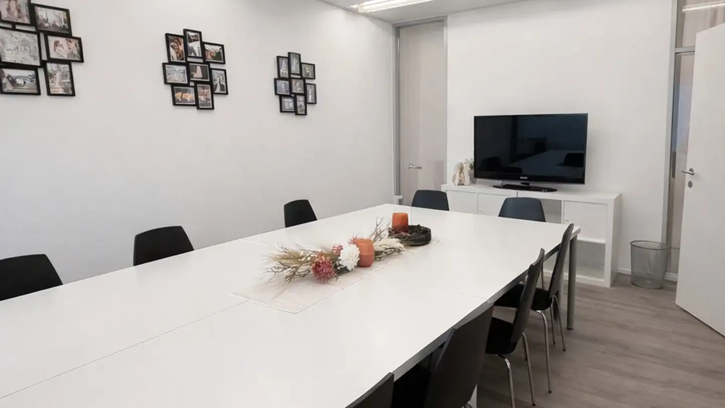 Commerciale in affitto - Schönenbergstrasse 72, 8820 Wädenswil - Foto 4