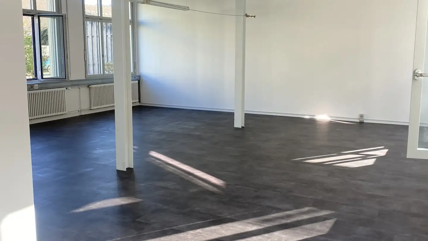Commercial for rent - Krebsenweg 4, 5040 Schöftland