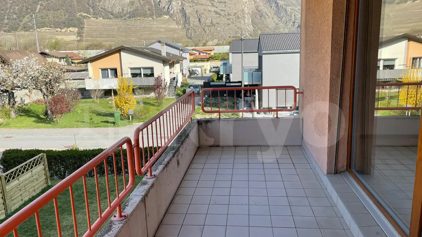 Apartment for rent - 1907 Saxon - Photo 2