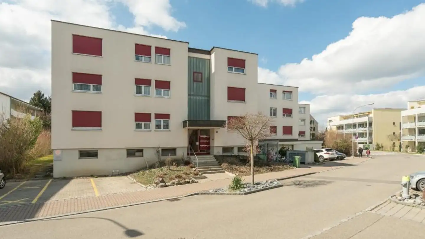Indoor motorbike parking space for rent - Austrasse, 8951 Fahrweid